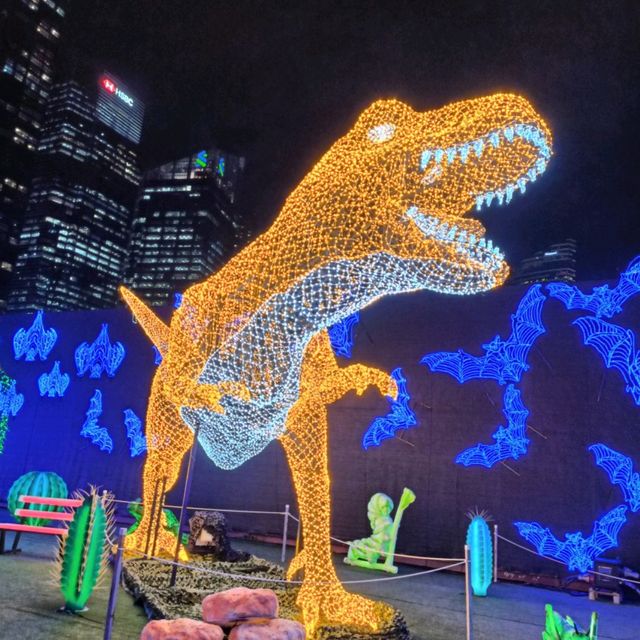 Night dazzle in Singapore 