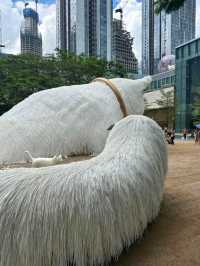又來了！深圳灣萬象城Bay de Luna巨型貓咪展