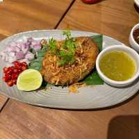 "เกียรตินิยม" ร้านอาหารไทยฟิวชั่น
