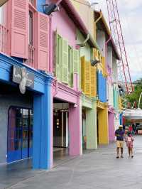 Clarke Quay: Singapore’s Riverside Entertainment Hub