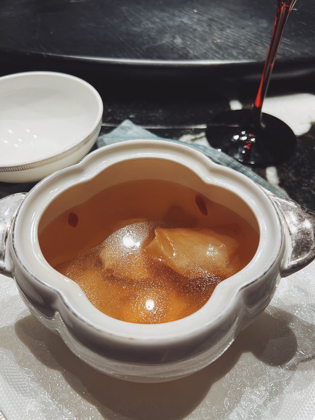 🍽️ มื้อพิเศษที่ Yu Hu Wan กลางวิว Xihu Lake!