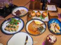 Moxy Bar & Restaurant