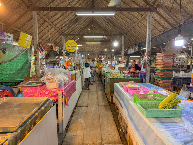 รีวิว ตลาดน้ำคลองลัดมะยม (ที่เที่ยววันพ่อ) 