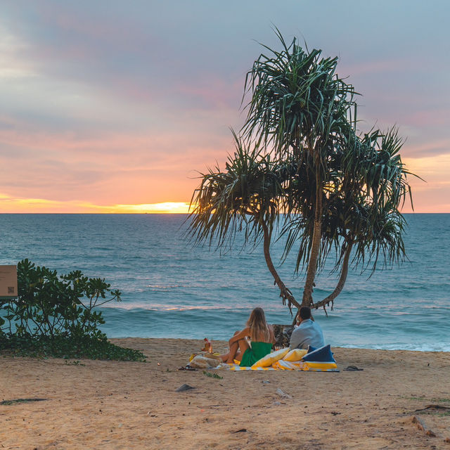 โรงแรมหรูมีหาดส่วนตัวใกล้สนามบินภูเก็ต
