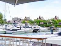 คริสต์มาสดินเนอร์ วิวเรือยอร์ชฟีลยุโรป