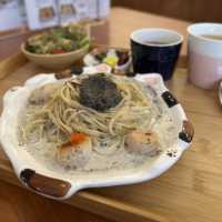 貓咪主題日式定食店