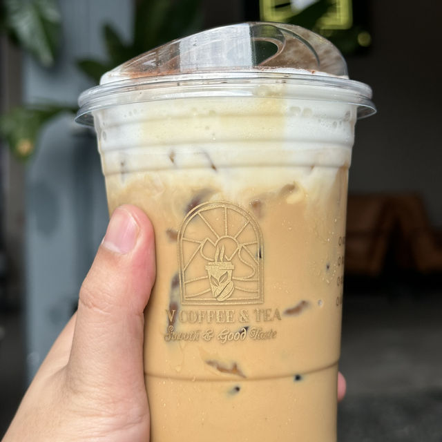 V Coffee & Tea วังเวียง 