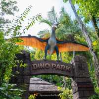ไป 📸 กับไดโนเสาร์ล้านปี 🦖🦕ที่ภูเก็ตนี่เอง 🥰