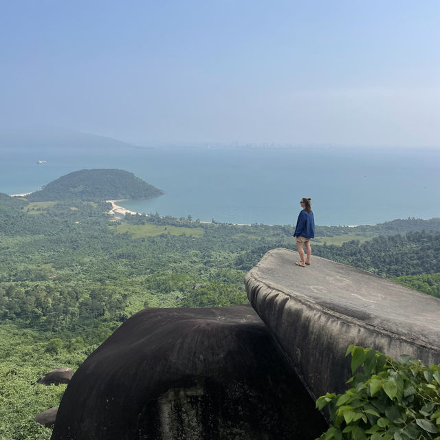 A Ride You Can’t Miss – The Hai Van Pass