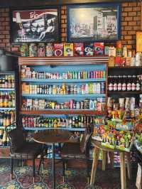 ร้านโชห่วยสไตล์โบราณ ยุค 90 บางแสน