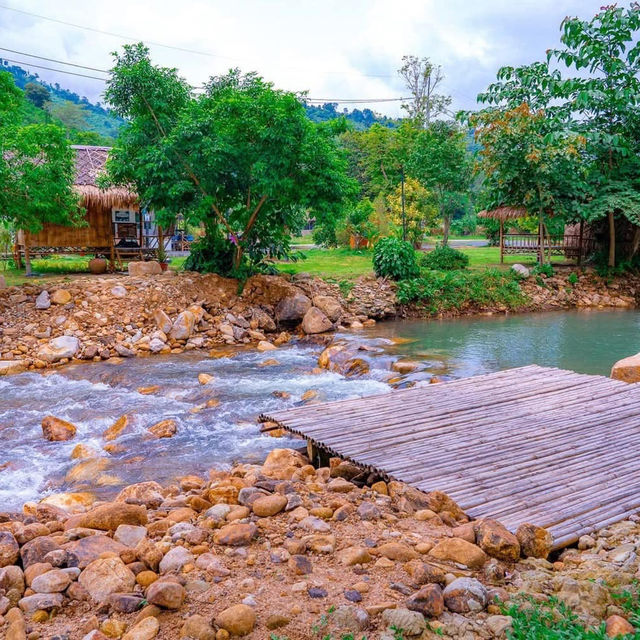 ลานกางเต็นท์ และที่พักติดริมน้ำสระบุรี