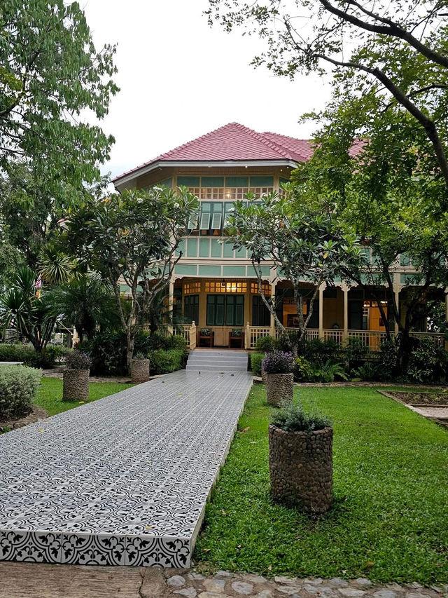 Ban Pong Nak Museum 