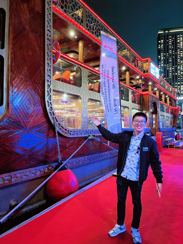 Dubai Marina: An Evening Stroll & Night Cruise Under the City Lights