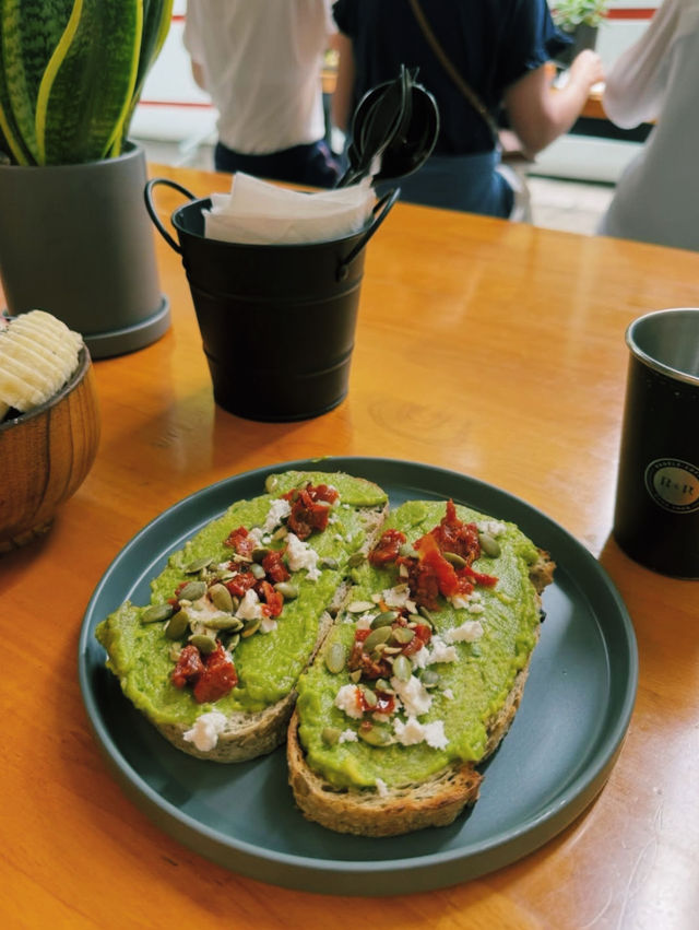 おしゃれなカフェで味わう香港極上コーヒー☕