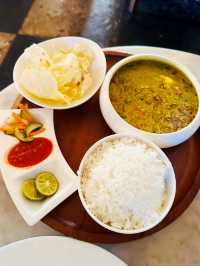 Lunch at Café Batavia – A Colonial-Era Charm