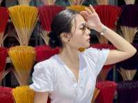 หมู่บ้านธูปหลากสี แห่งเมืองเว้ เวียดนาม