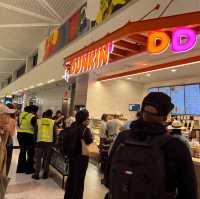 뉴욕 리버티공항 던킨