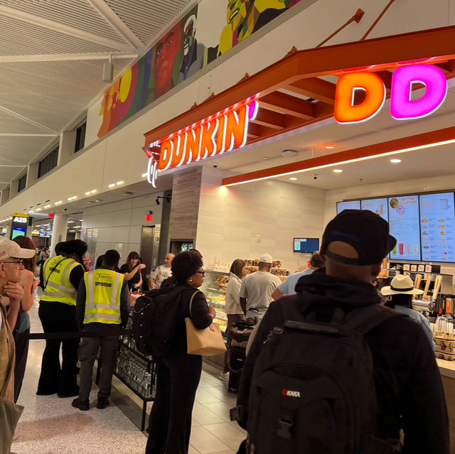 뉴욕 리버티공항 던킨