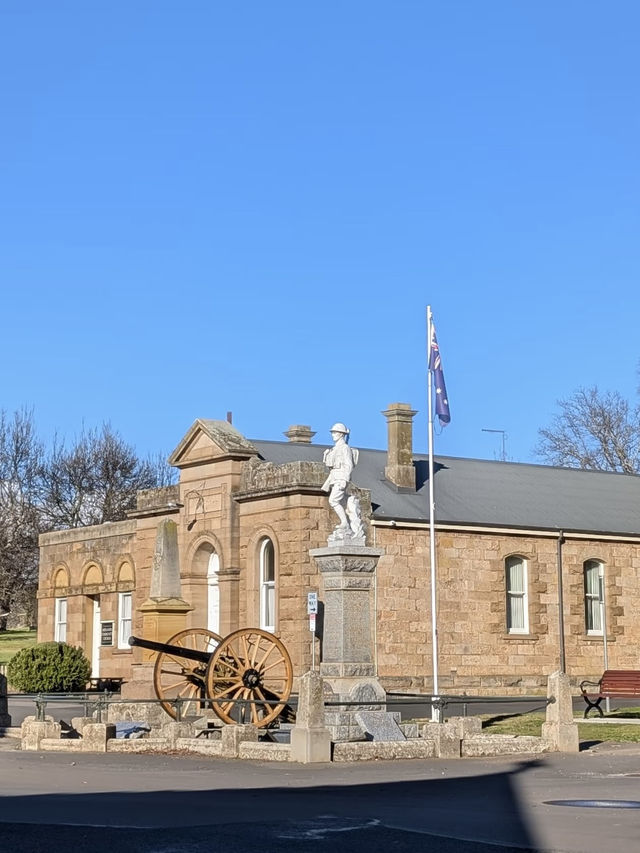 A Charming Escape to Stanley, Australia 