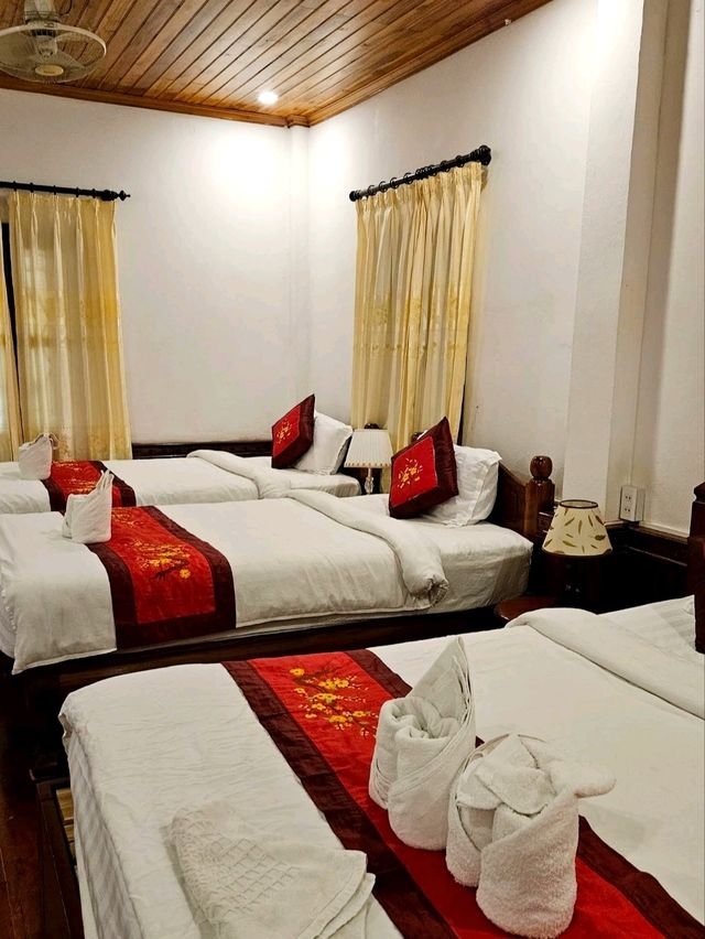 Villay Vanh Place House หลวงพระบาง ที่พักไม่แพง