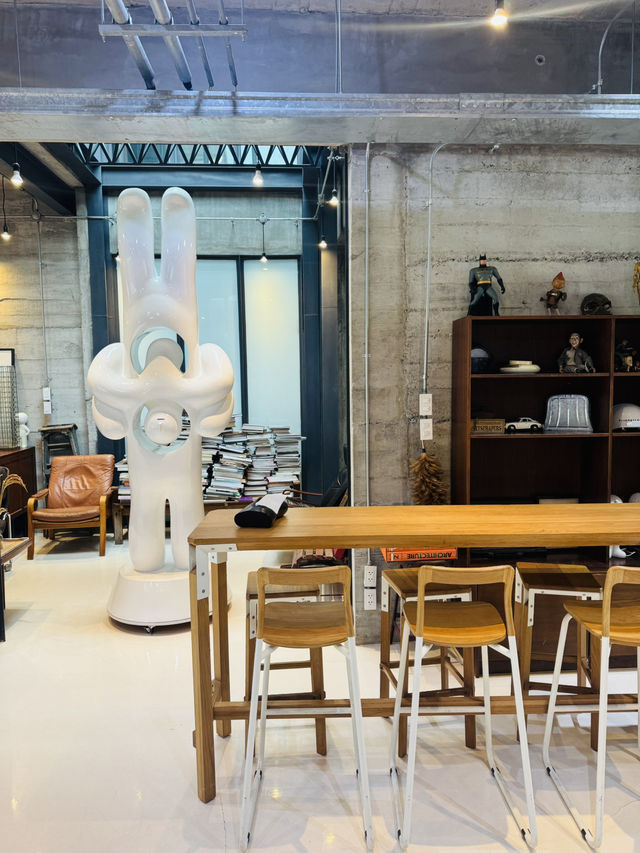 Friend Cafe ทาวน์อินทาว์น – คาเฟ่+Co-Working Space