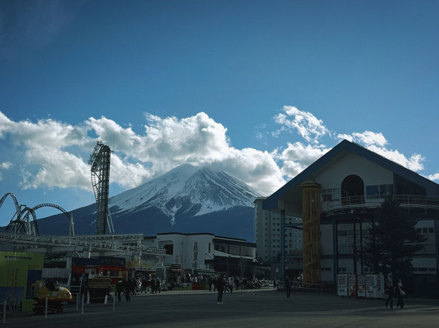 富士山路線之一 富士急樂園一日遊