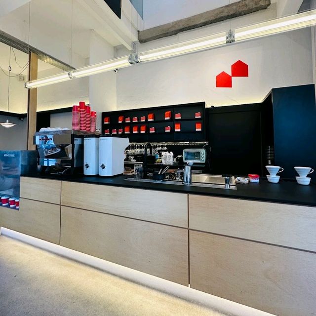 good food and coffee options