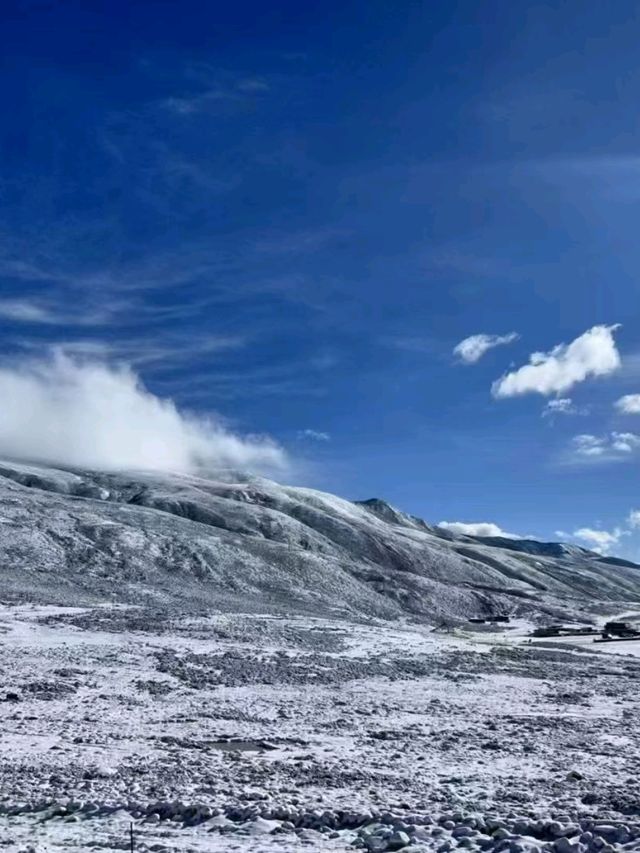 Frozen Majesty: Discover the Magic of Dagu Glacier