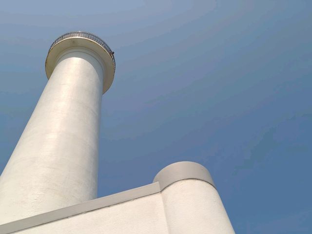 🚀 沖繩旅遊全攻略｜潛水、美麗海水族館、萬座毛、燈塔打卡熱點 🌊