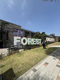 Delicious Pastries and Desserts at Forestoutings Incheon Branch