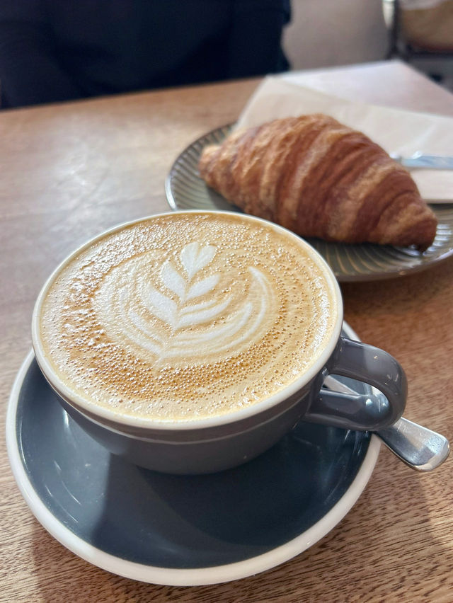 Speciality roaster & café ☕️ 🥐in Hobart🇦🇺