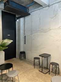 Desktop cafe and Co-working Lopburi 