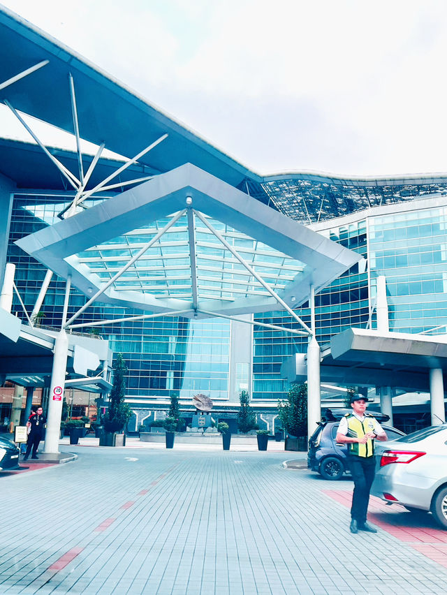 Raia Hotel Kuching: The Ideal Airport-Side Stay for Comfort and Convenience
