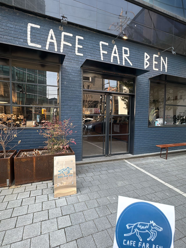 【韓国 聖水】CAFE FAR BAN ソンスの広い空間でゆっくりカフェタイム