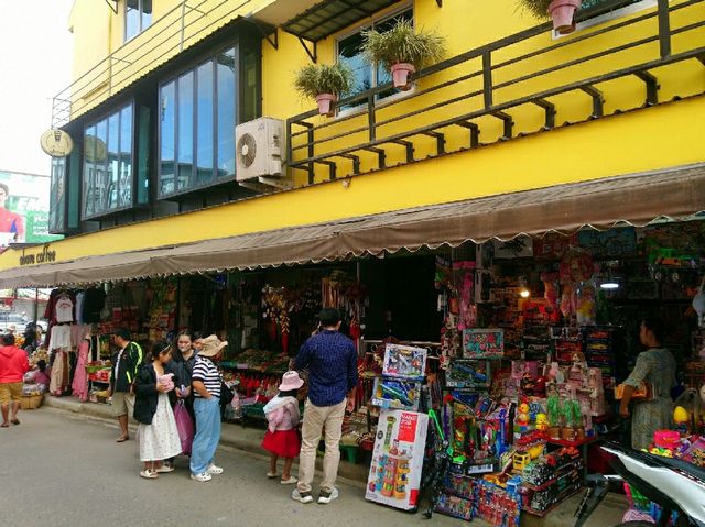 เดิน..ตลาดดอยเวา แม่สาย