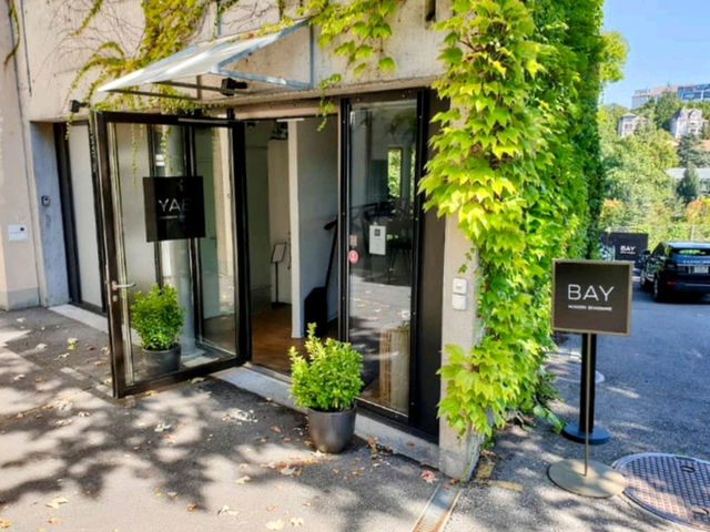 Restaurant Bay 隱藏在博恩美術館旁的綠色餐廳