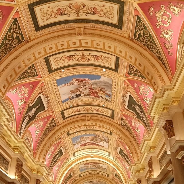 Las Vegas Vibe in China💱