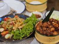 ร้านอาหารชะลอม