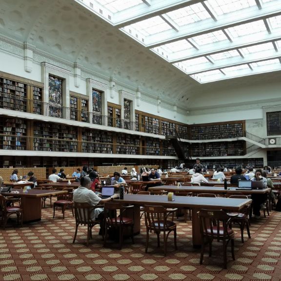Sydney’s Most Photogenic Library — Where Classic Meets Future 📚✨