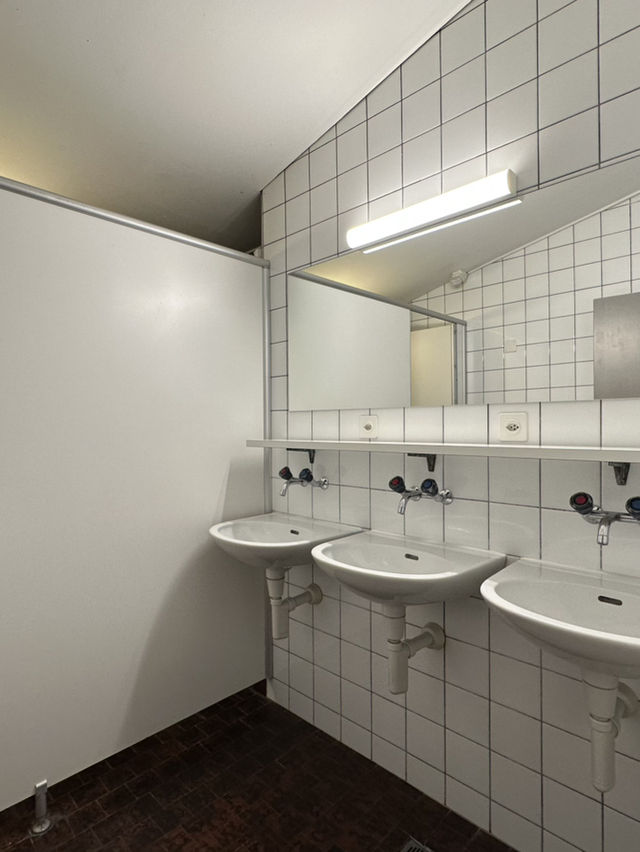 Cheapest hostel one can get in Lucerne