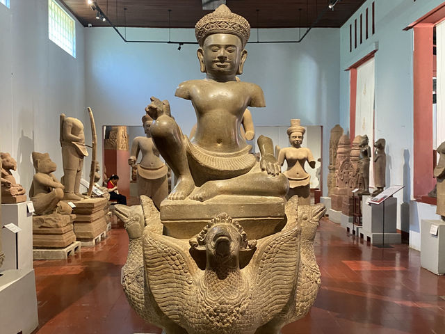 The National Museum of Cambodia,a collection of Khmer art and artifacts