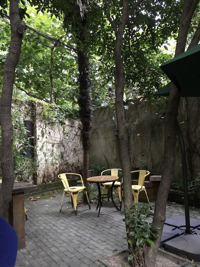 1984 Book Store, A Hidden Literary Haven in Shanghai