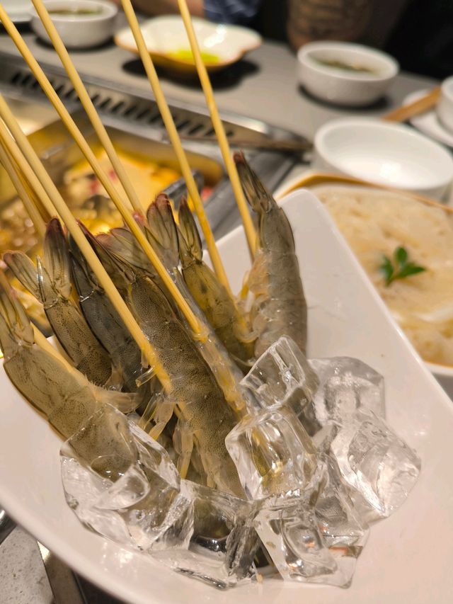 [海底撈火鍋],食物好味,環境舒適,服務稱心,抵讚！