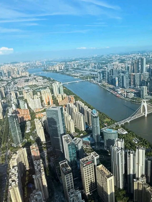 🇨🇳🛍️ Tianhe Tee Mall: Where Shopping Meets Style in Guangzhou! ✨🎒