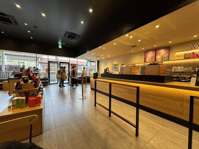 ☕🛍️ Much-Needed Coffee Break at Tosu Premium Outlets