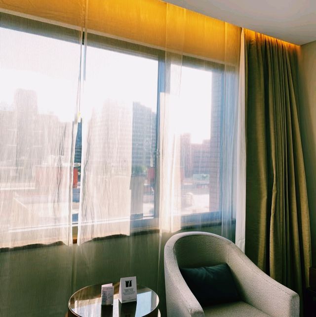 台北豪華無邊際泳池酒店推薦：台北喜來登大酒店，適合親子遊的泳池