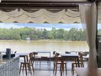 Dusk cafe สายบุรี