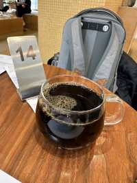 鬧市中隱藏cafe ☕️嘆美味雪糕waffle🧇