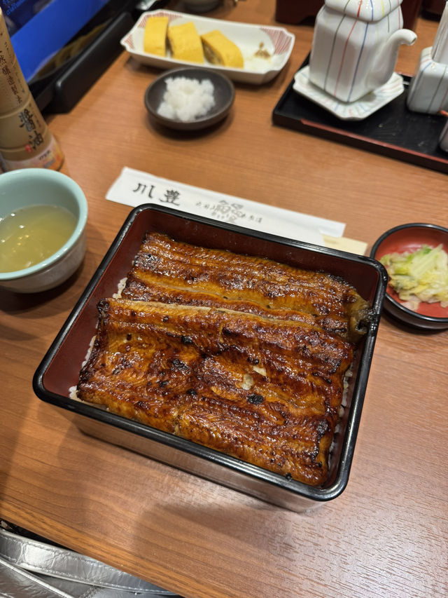 มื้อเร่งด่วนในสนามบิน กับร้าน “Kawatoyo” 🥢