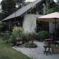 Sunsixmoon Cafe 